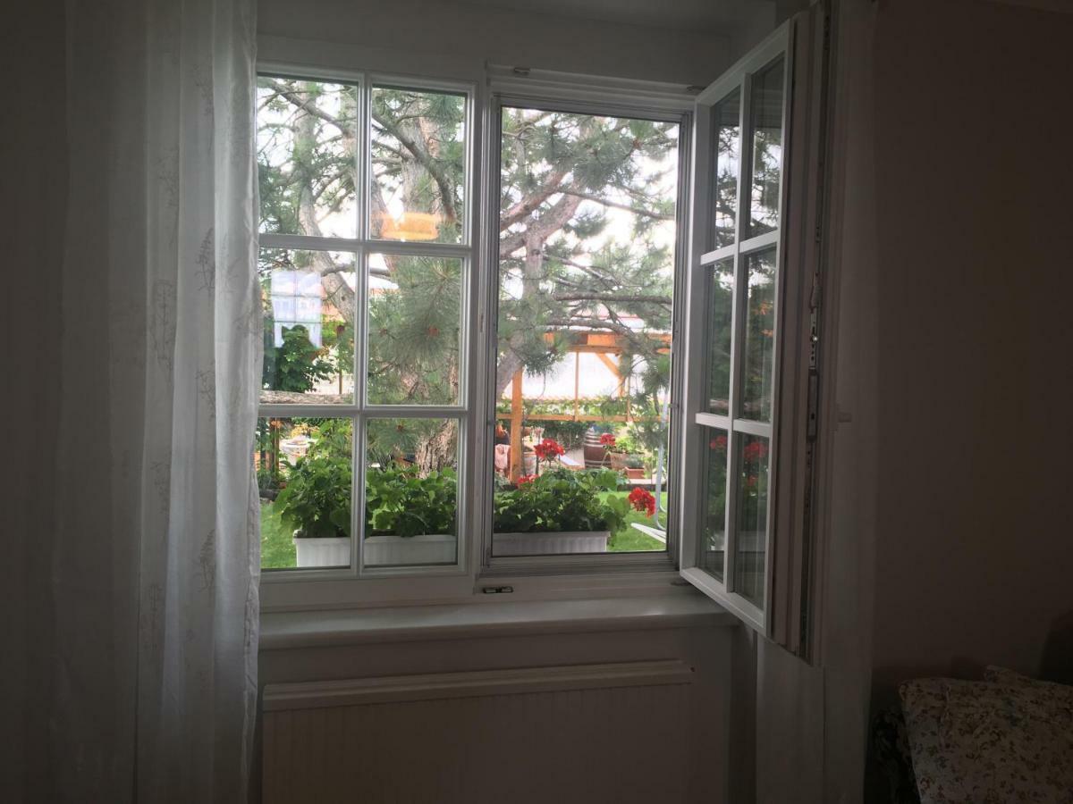 Sekt & Wein - Walter Klein Apartman Illmic Kültér fotó