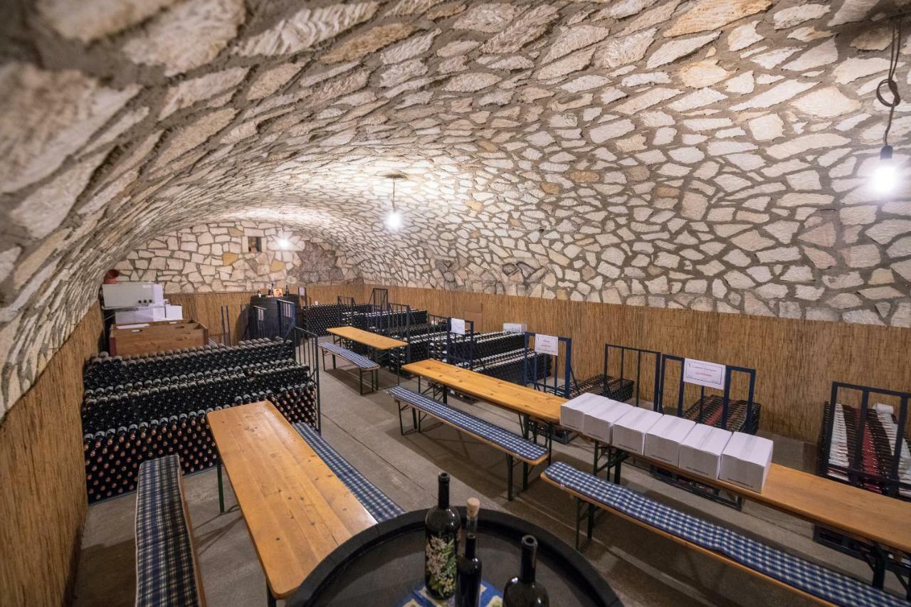 Sekt & Wein - Walter Klein Apartman Illmic Kültér fotó