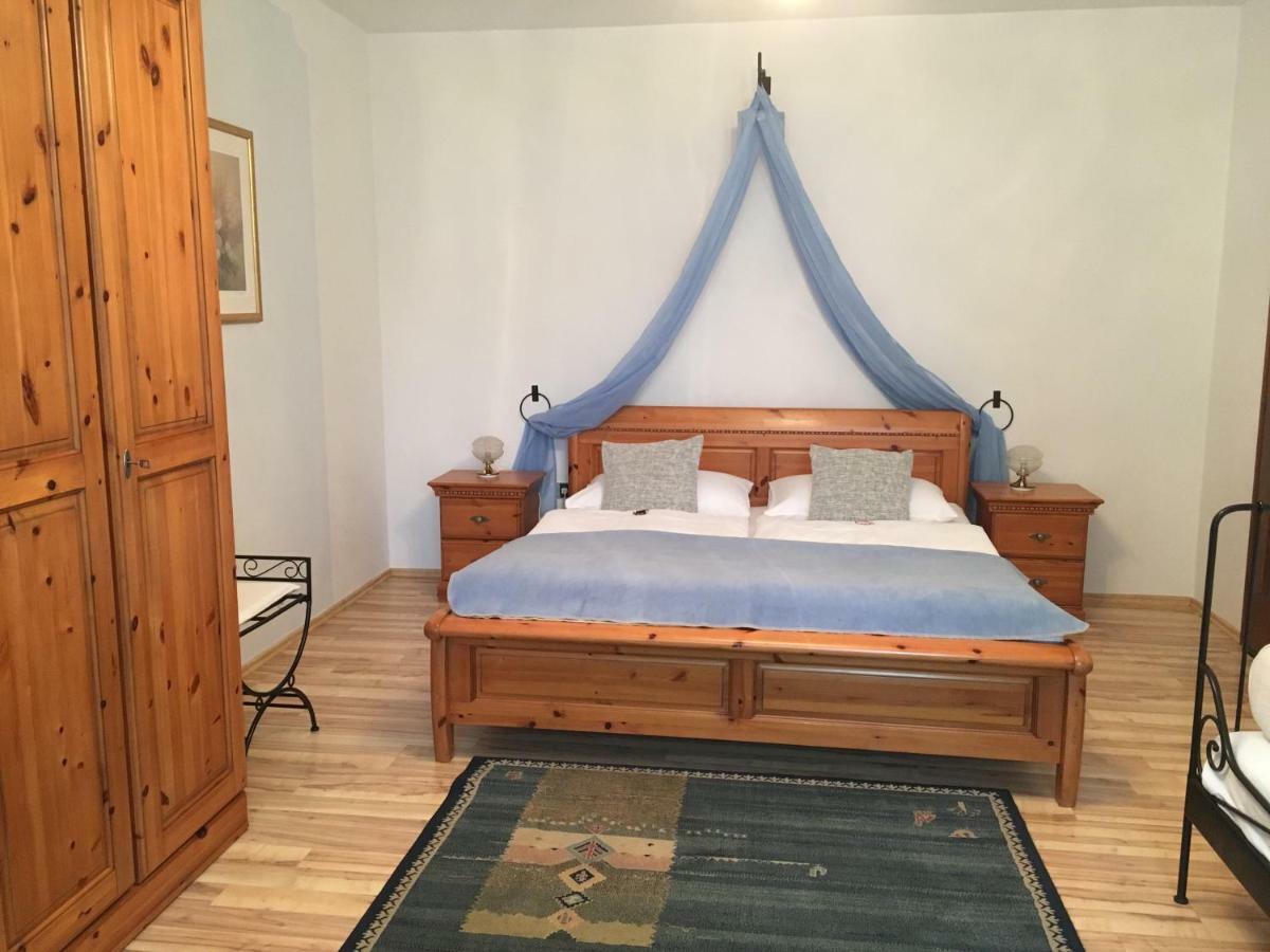 Sekt & Wein - Walter Klein Apartman Illmic Kültér fotó