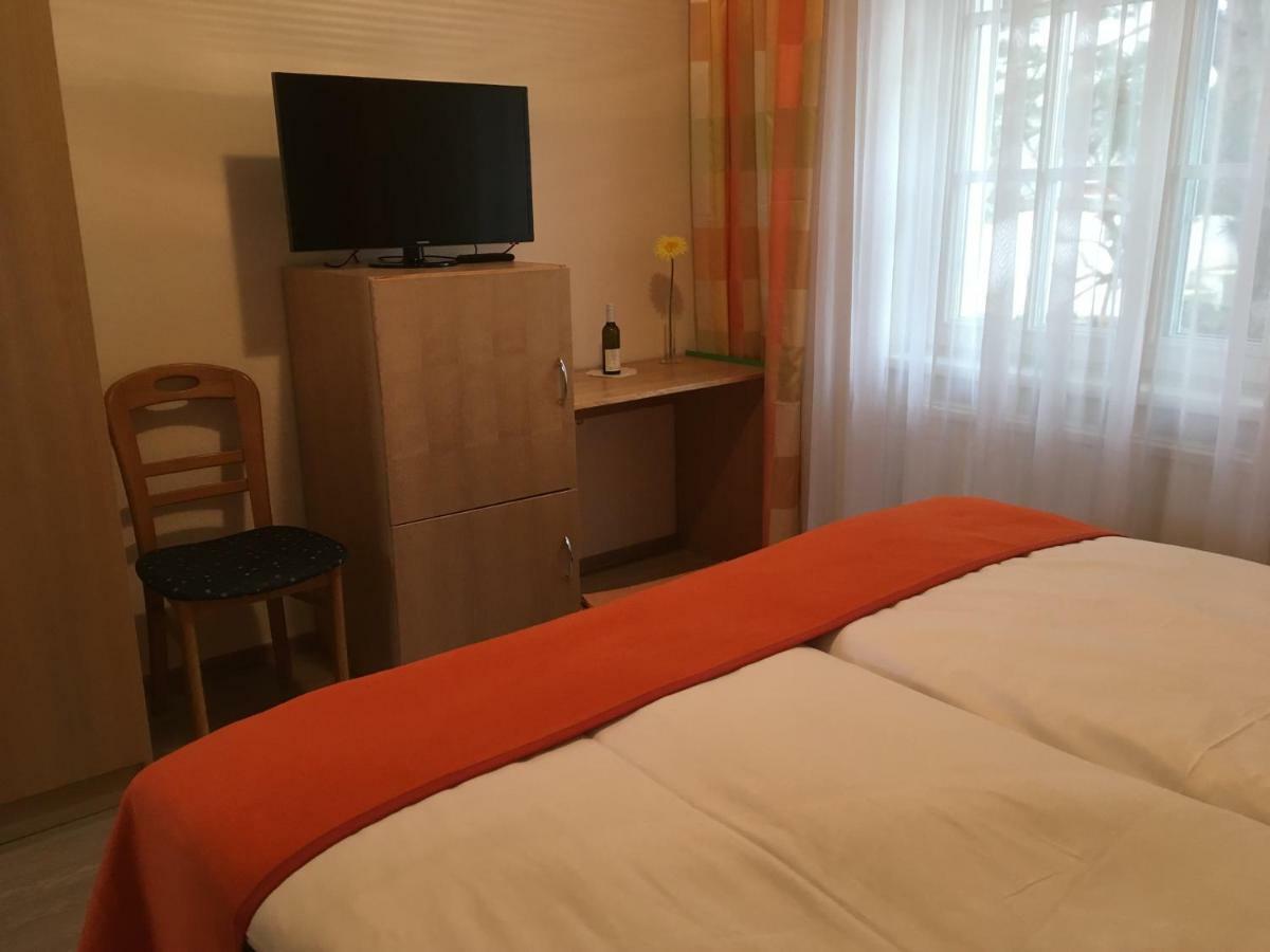 Sekt & Wein - Walter Klein Apartman Illmic Kültér fotó
